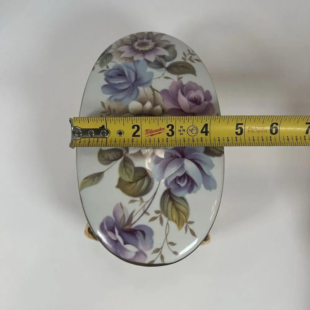 Porcelain Trinket Box With Gold Gilded Feet Oval Shaped With‎ Hand Painted Roses